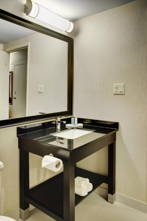 Comfort Inn Σέρμπρουκ Δωμάτιο φωτογραφία