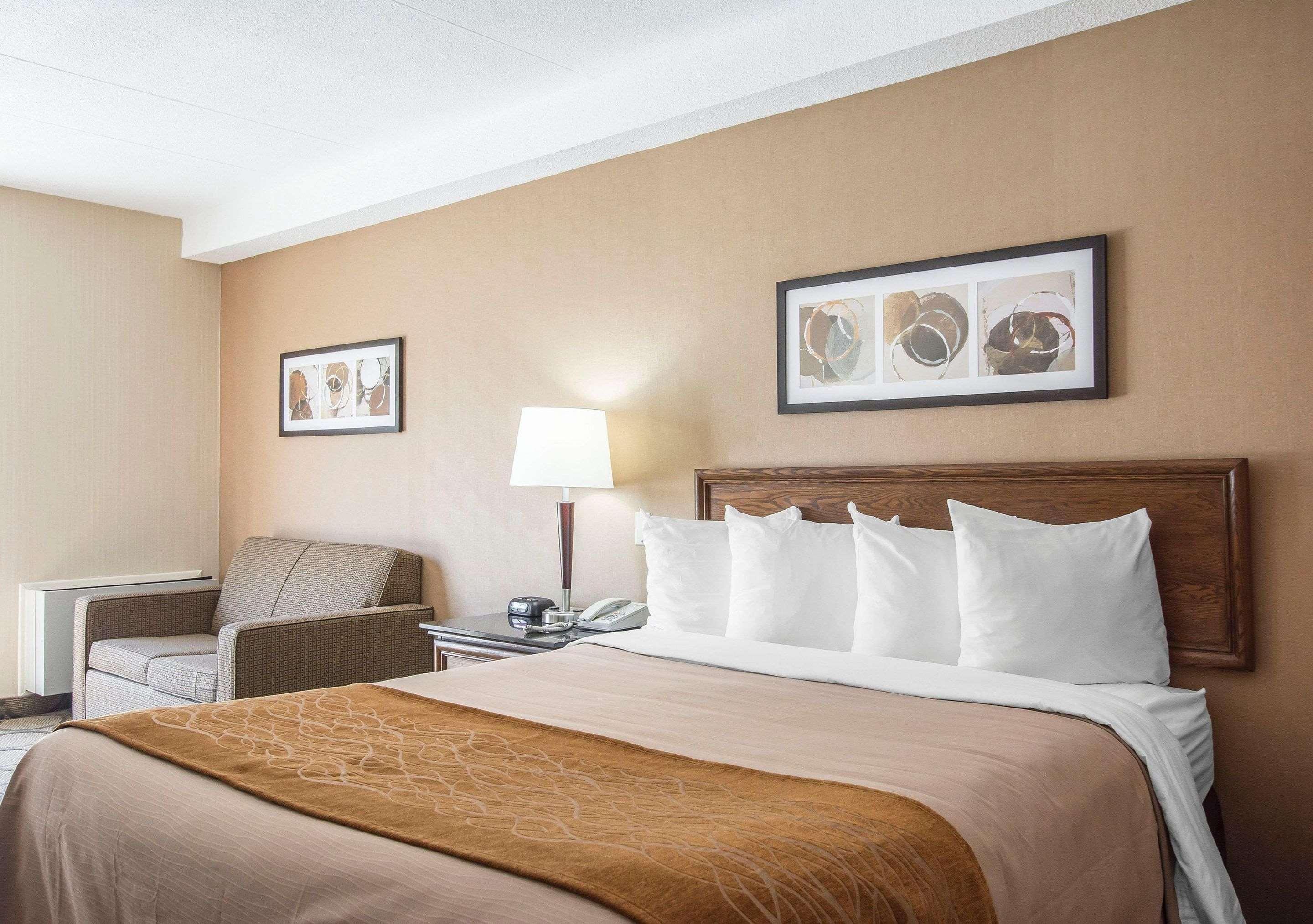 Comfort Inn Σέρμπρουκ Εξωτερικό φωτογραφία