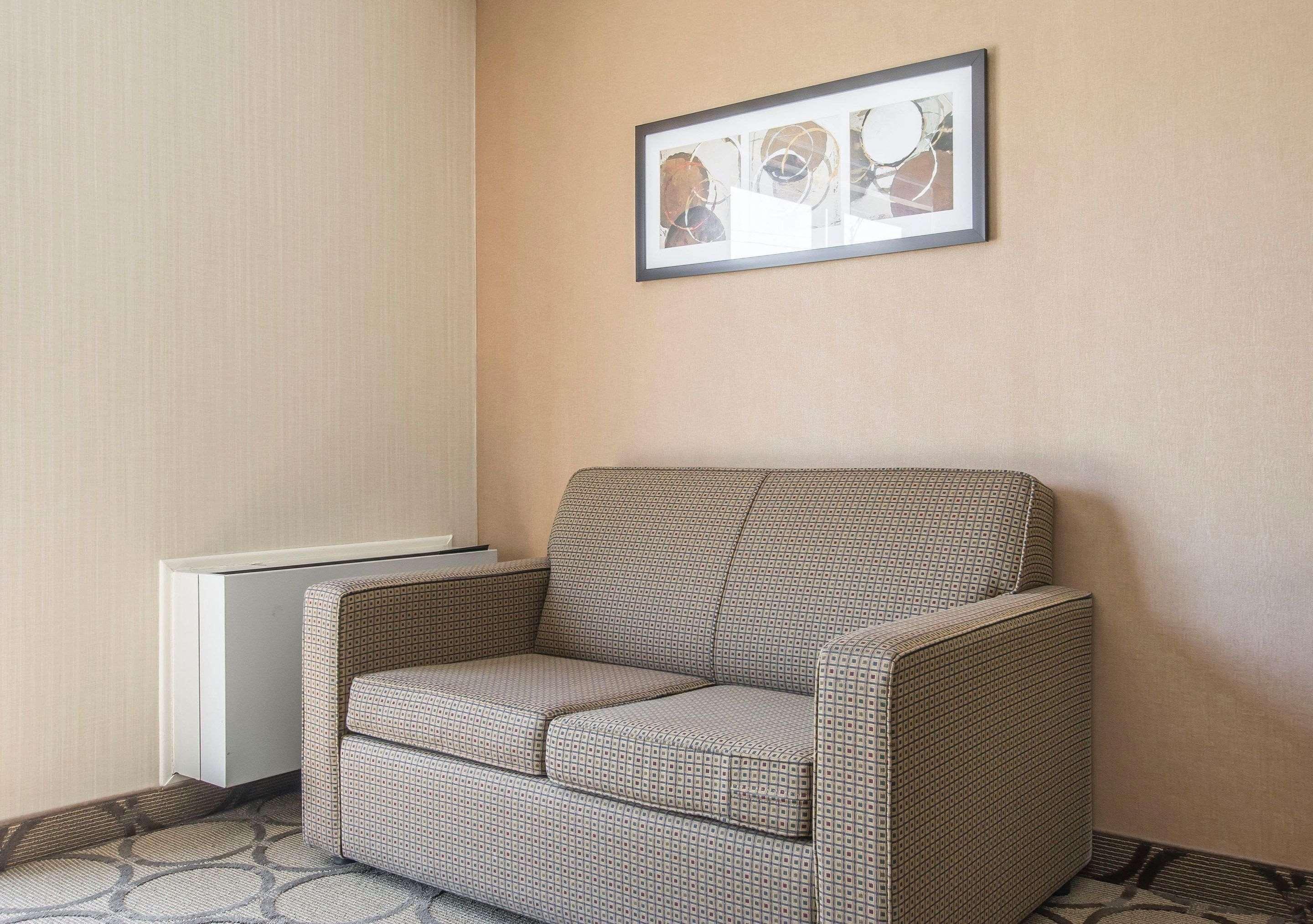 Comfort Inn Σέρμπρουκ Εξωτερικό φωτογραφία