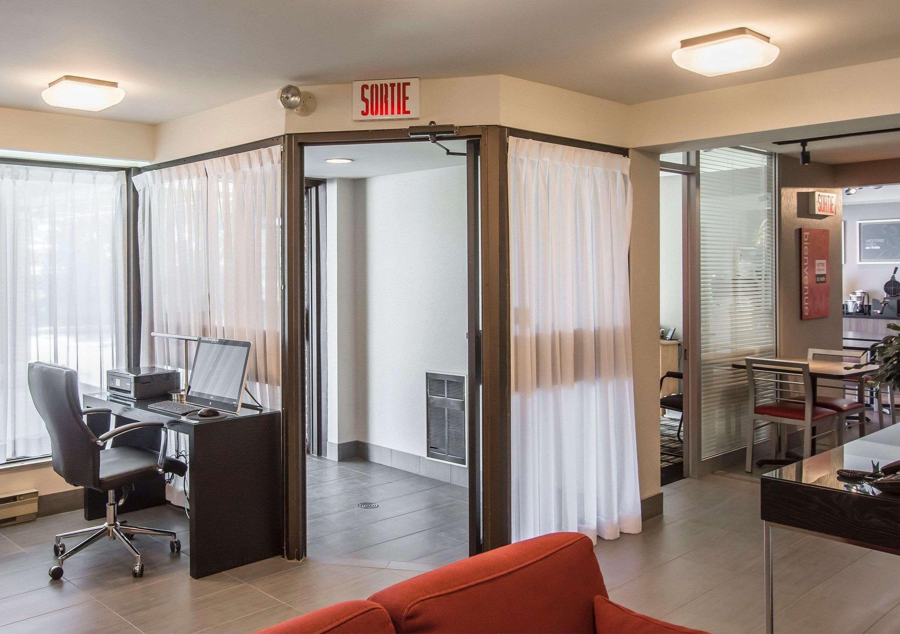 Comfort Inn Σέρμπρουκ Εξωτερικό φωτογραφία