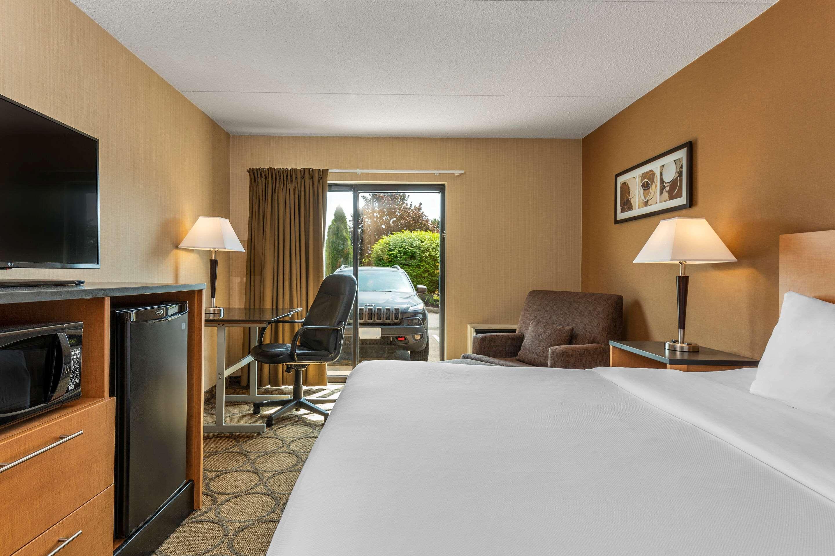 Comfort Inn Σέρμπρουκ Εξωτερικό φωτογραφία