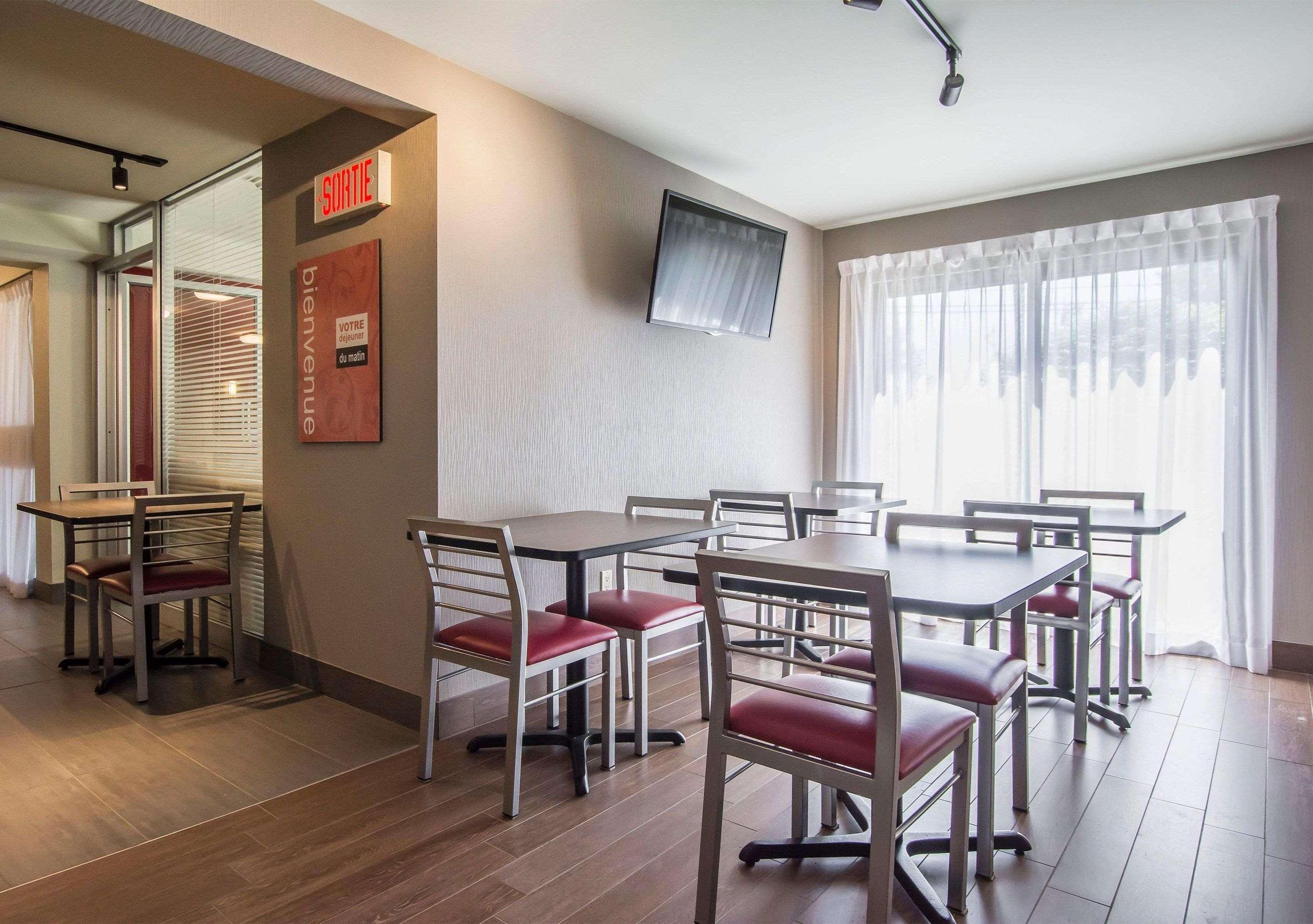 Comfort Inn Σέρμπρουκ Εξωτερικό φωτογραφία