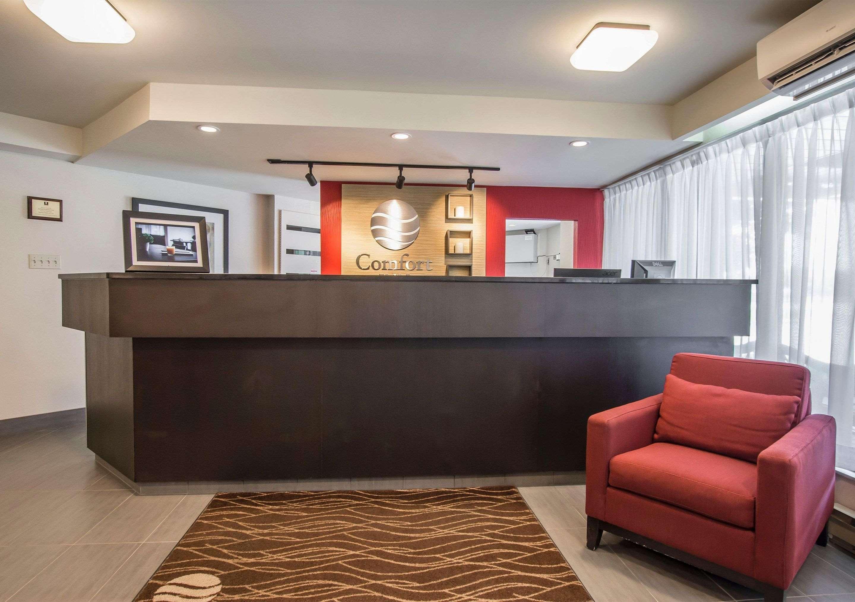 Comfort Inn Σέρμπρουκ Εξωτερικό φωτογραφία