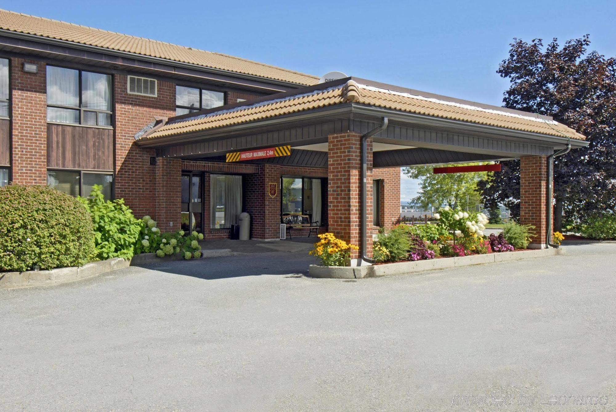 Comfort Inn Σέρμπρουκ Εξωτερικό φωτογραφία