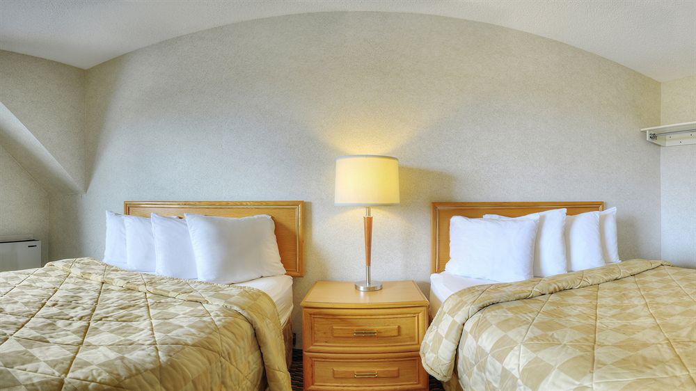 Comfort Inn Σέρμπρουκ Δωμάτιο φωτογραφία